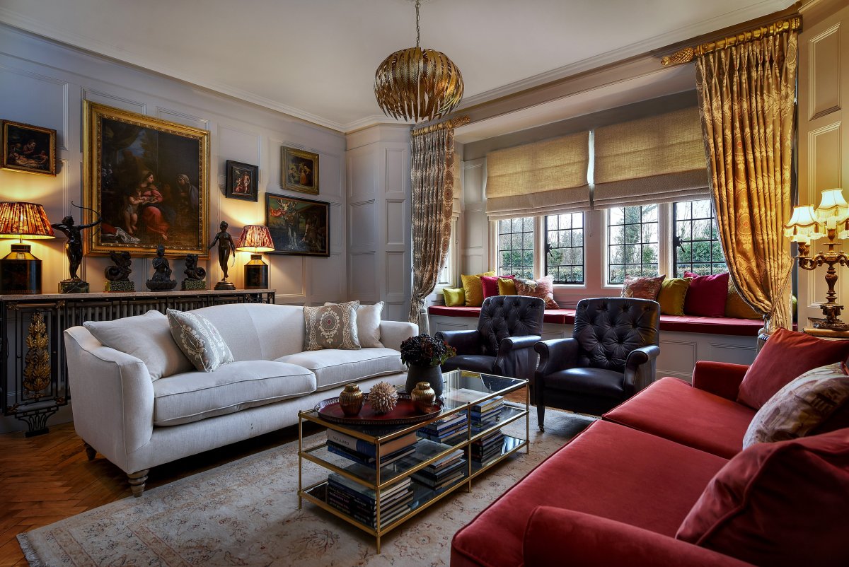 Morland Manor - living room